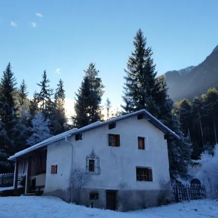 Сasa de vacaciones Alte Typische Engadinermuehle By Interhome *