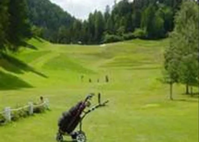 Сasa de vacaciones Alte Typische Engadinermuehle By Interhome